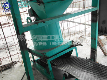 小型有機肥生產線現(xiàn)場